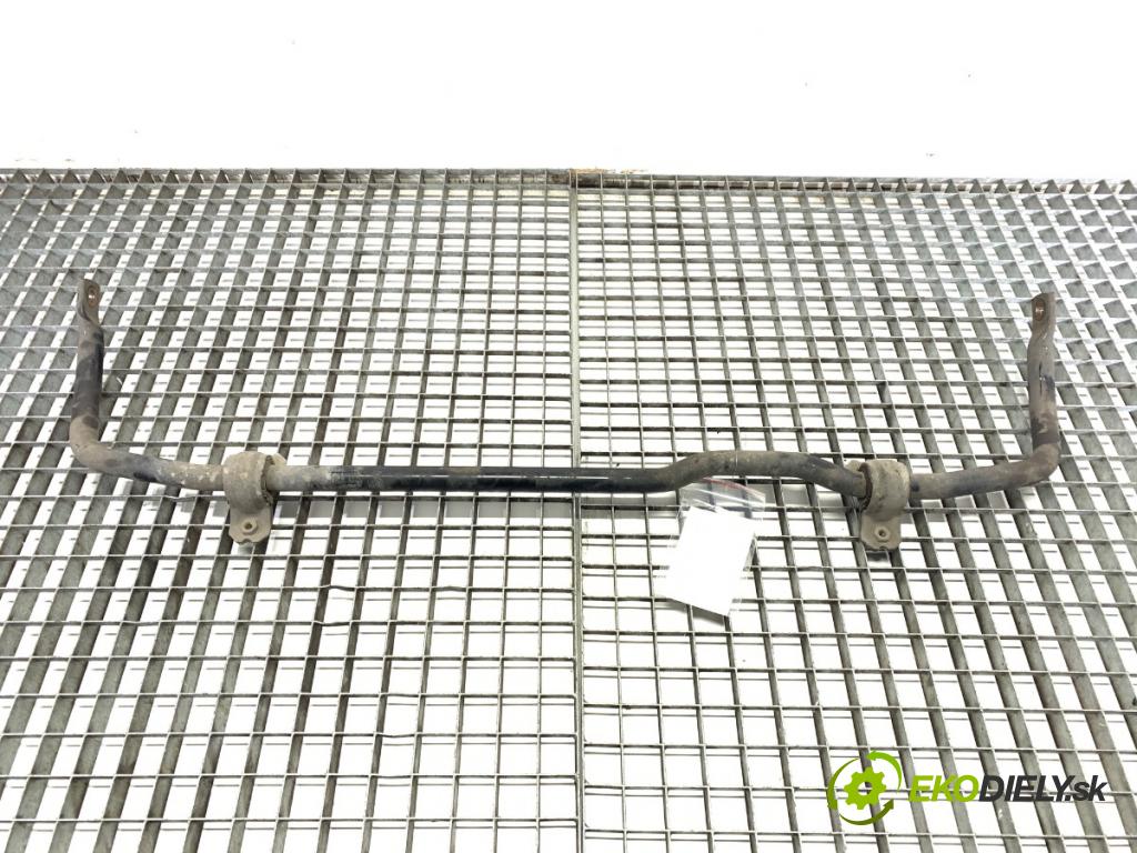 VW PASSAT B8 Kombi 2016 140 kW 2.0 TDI 1968 Tyč stabilizátora predný  (Stabilizátor predný)