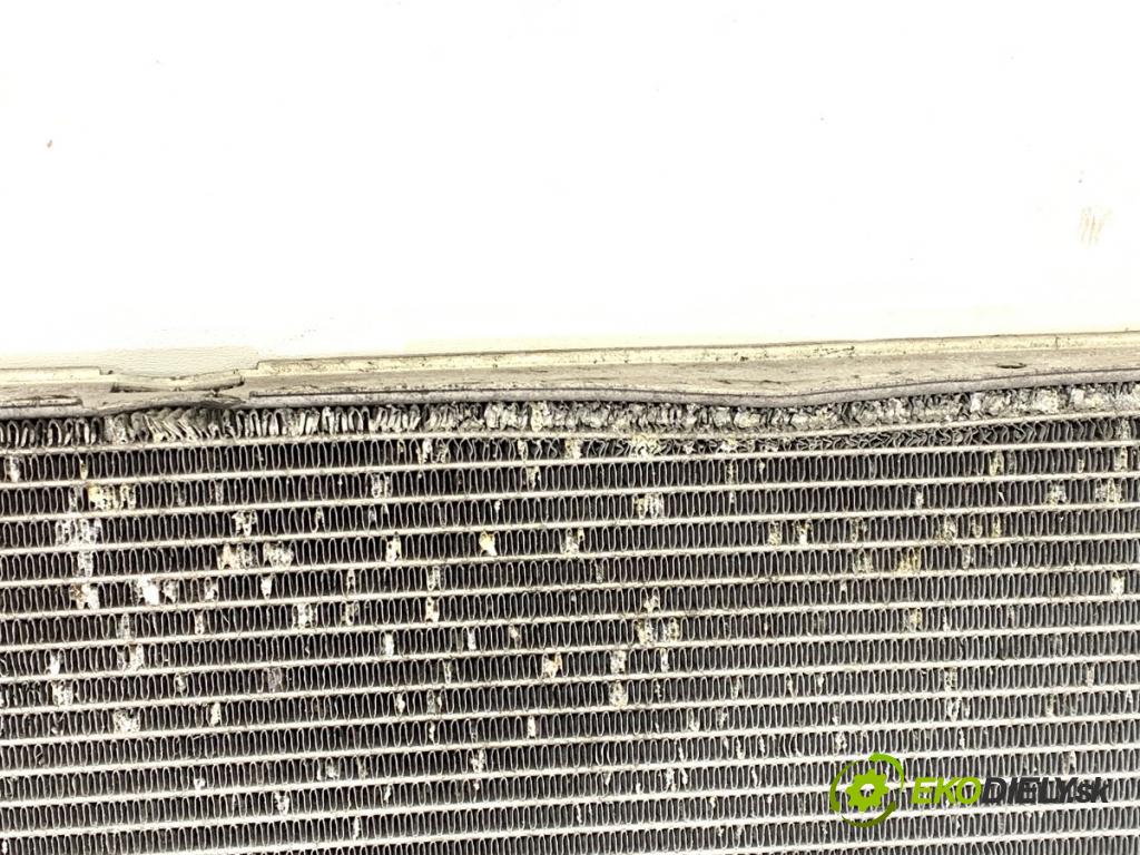 VW PASSAT B8 Kombi 2016 140 kW 2.0 TDI 1968 chladič vody 5Q0121251EN (Vodní chladič)