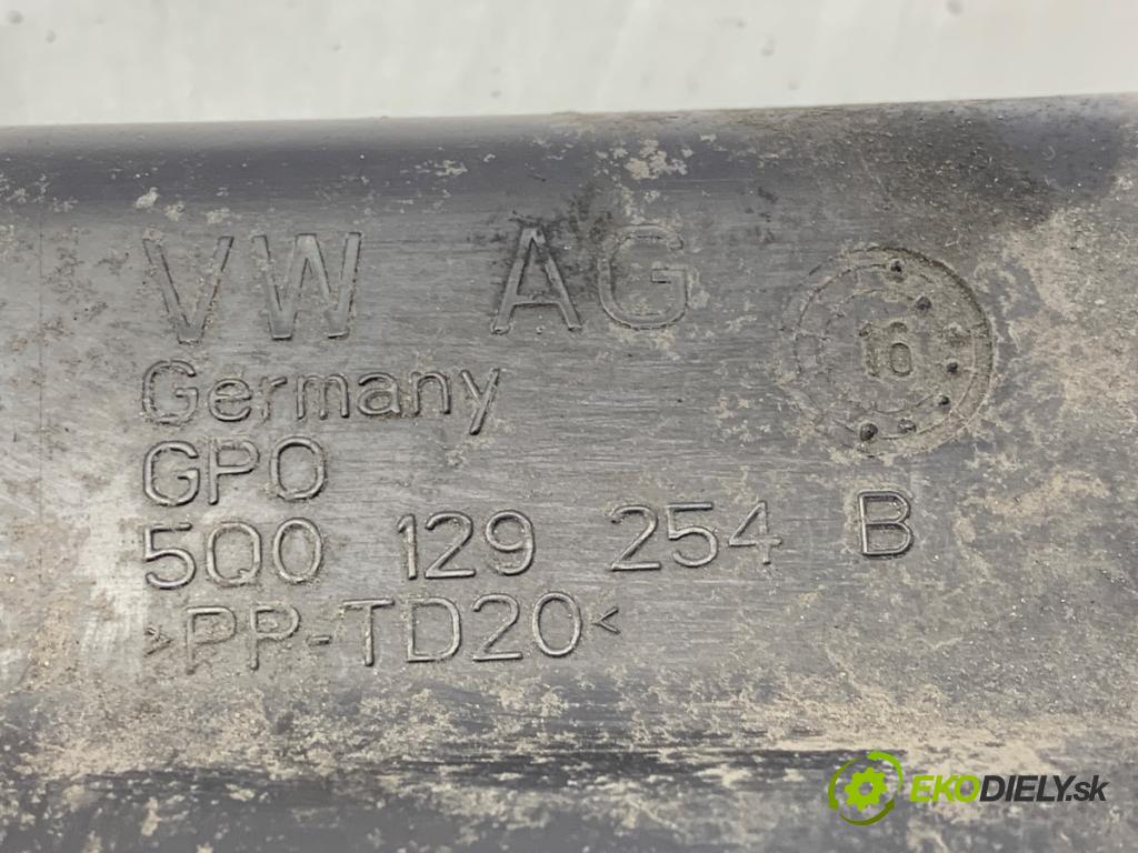 VW PASSAT B8 Kombi 2016 140 kW 2.0 TDI 1968 volant vzduchu 5Q0129254B