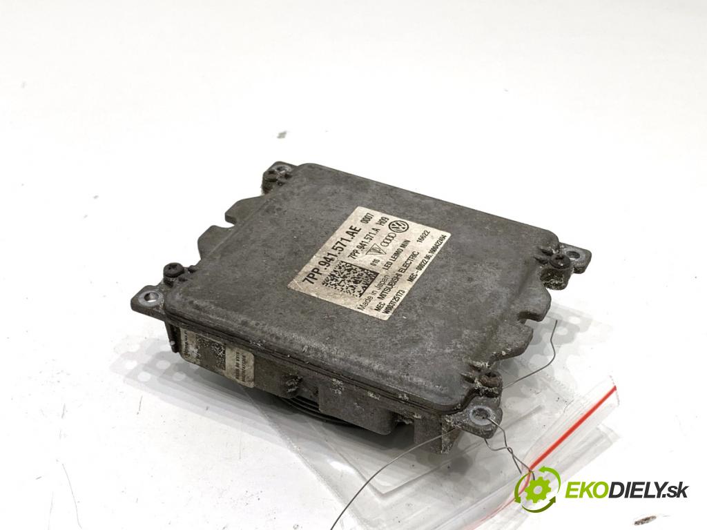 VW PASSAT B8 Kombi 2016 140 kW 2.0 TDI 1968 Menič XENON 7PP941571AE (Riadiaca jednotka xenónu)