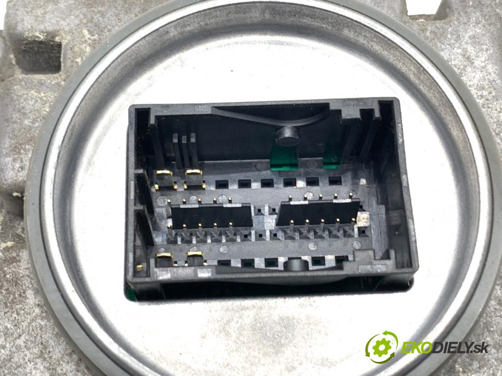 VW PASSAT B8 Kombi 2016 140 kW 2.0 TDI 1968 Menič XENON 7PP941571AE (Riadiaca jednotka xenónu)