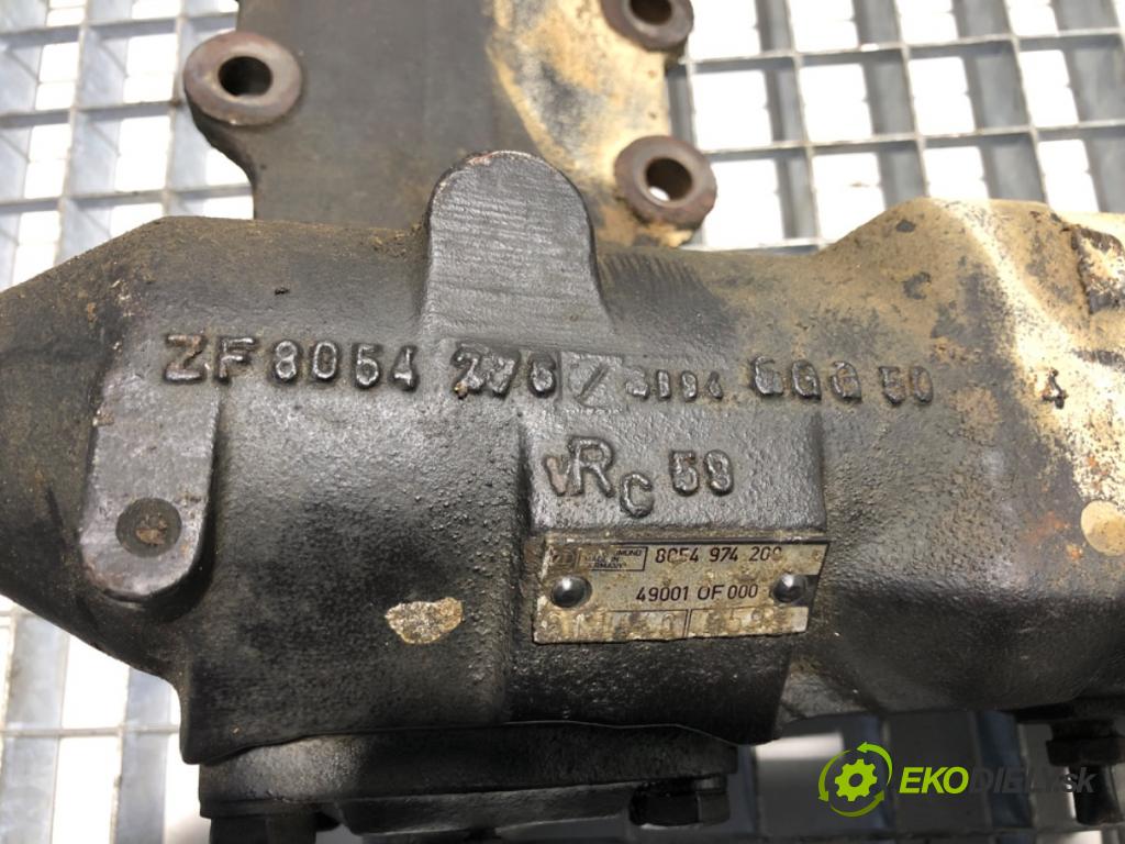 NISSAN TERRANO samochód terenowy zamknięty 1994 73 kW 2.7 TD 4WD 2664 řízení volantu 8054205G 490010F000
