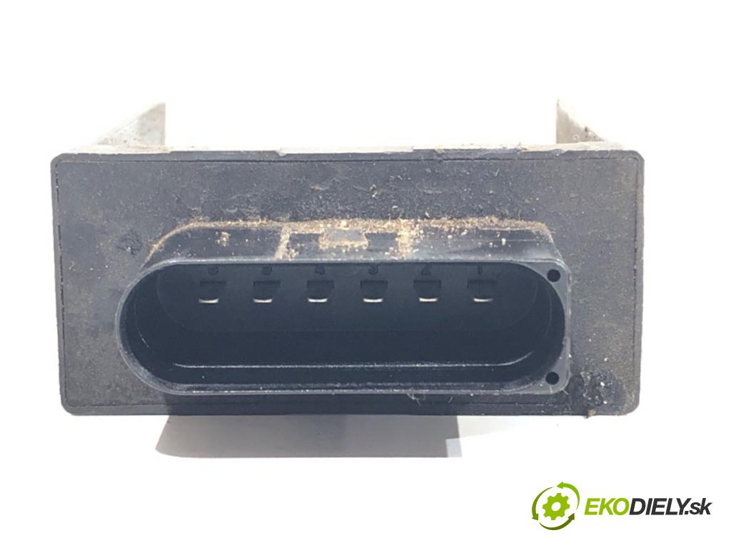 VW PASSAT B8 Kombi 2016 140 kW 2.0 TDI 1968 modul pumpy paliva 3Q0906121B