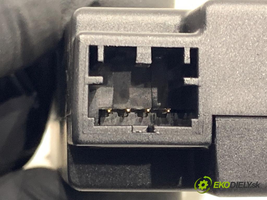 VW PASSAT B8 Kombi 2016 140 kW 2.0 TDI 1968 Modul Riadiaca jednotka USB 5G0035953C