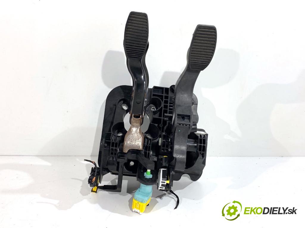 FIAT 500 liftback 2023 51 kW 1.0 Mild Hybrid (312.AYD1B) 999 PEDÁL: manuálne 25851600 (Potenciometer plynového pedálu)