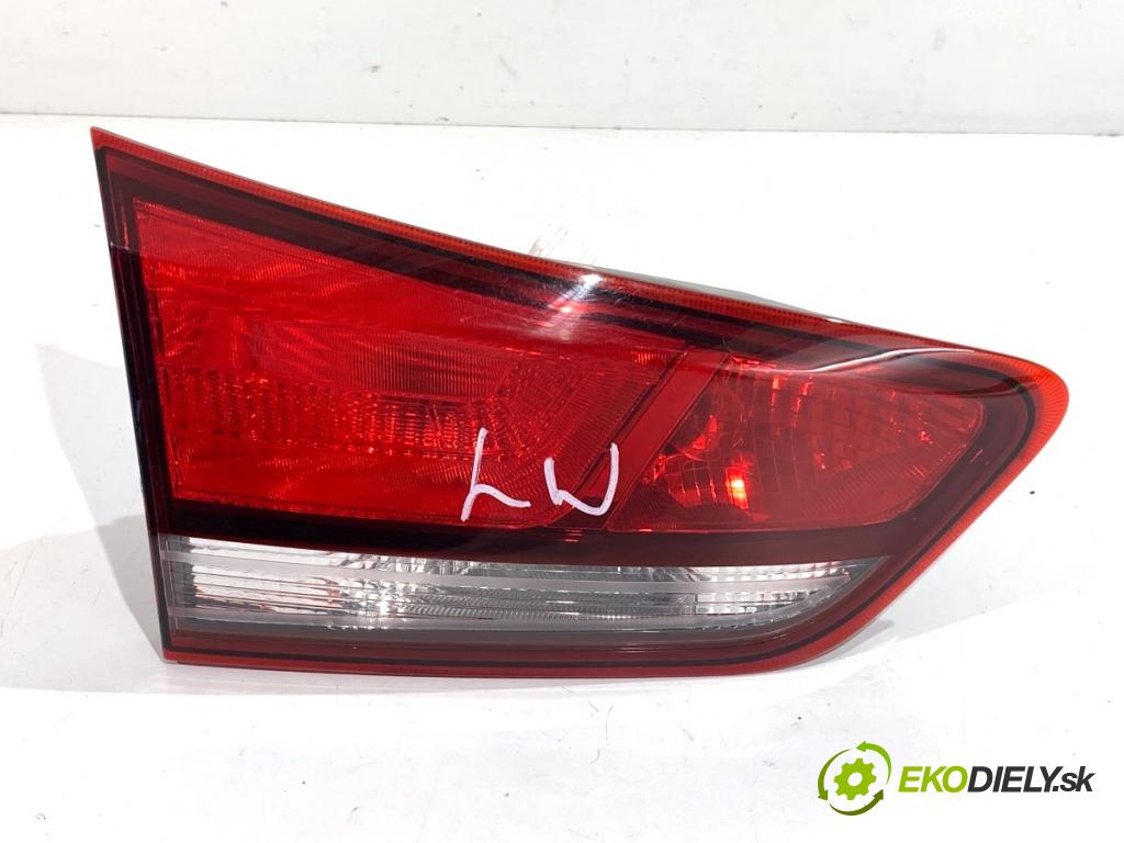 HYUNDAI i30 Kombi 2022 88 kW 1.0 T-GDI 998 Svetlo zad ľavá strana vnútorná 92403G4200 (Kľučka dverí ostatné)