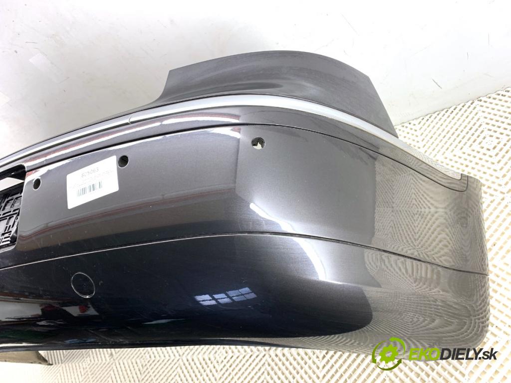 VW PHAETON sedan 2014 176 kW 3.0 V6 TDI 4motion 2967 nárazník zadní část  (Klika dveří ostatní)