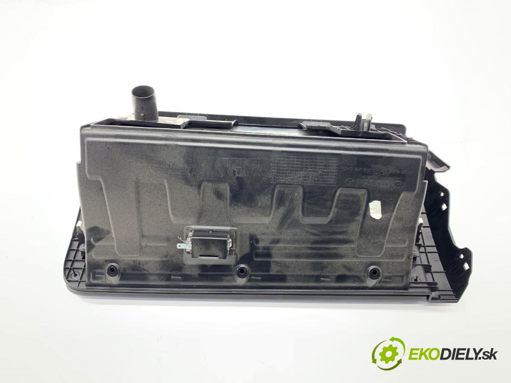 KIA SPORTAGE III SUV 2013 191 kW 2.0 AWD 1998 přihrádka kastlík spolujezdce 84540-3U000 (Přihrádka (kastlík))