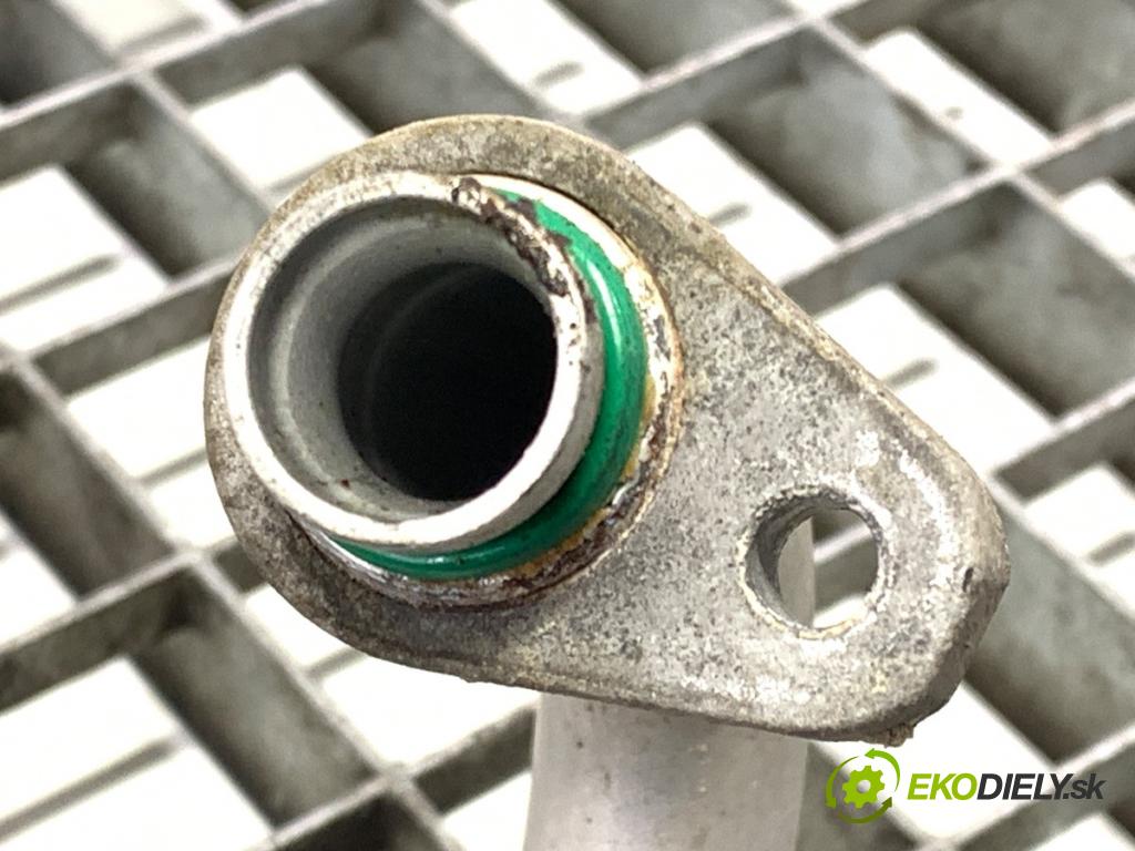 KIA SPORTAGE III SUV 2013 191 kW 2.0 AWD 1998 rúrka klimatizace  (Trubka klimatizace)