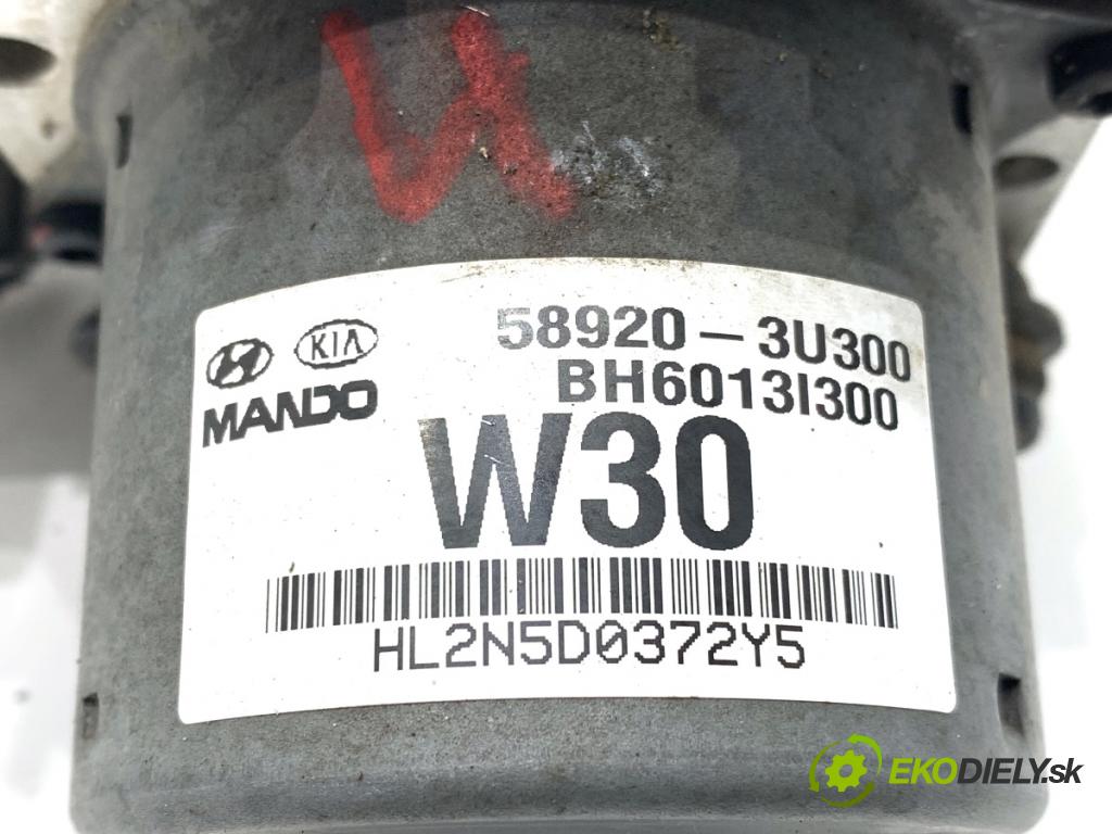 KIA SPORTAGE III SUV 2013 191 kW 2.0 AWD 1998 Pumpa ABS 58920-3U300 (Pumpa ABS)