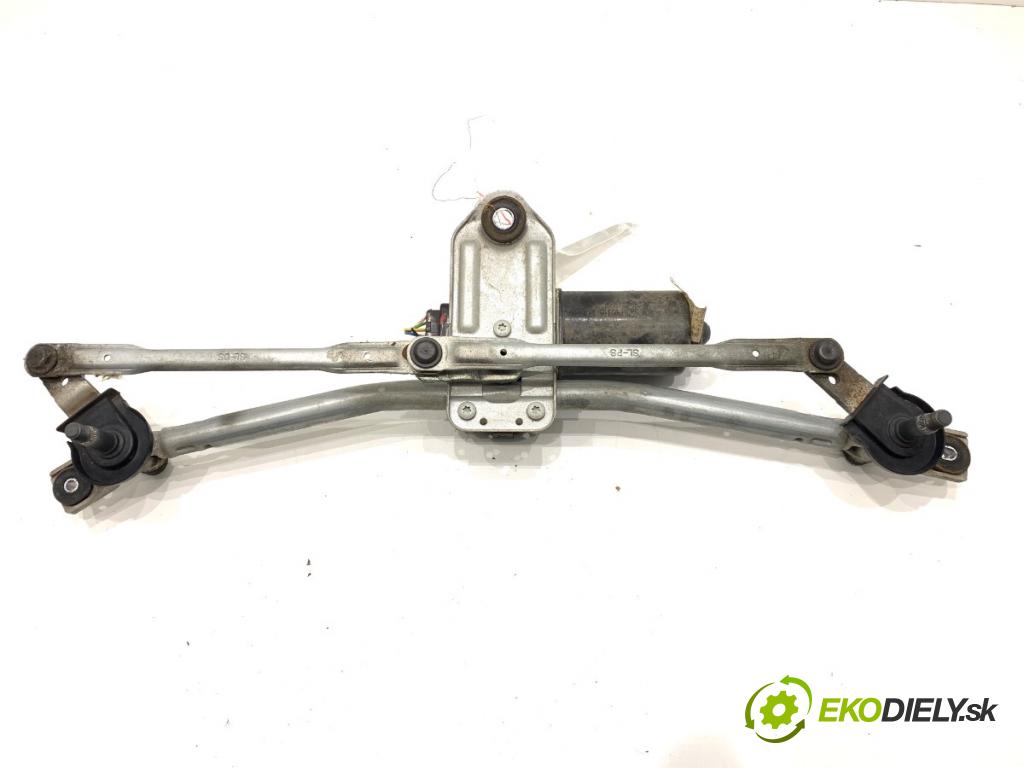 KIA SPORTAGE III SUV 2013 191 kW 2.0 AWD 1998 Mechanizmus stieračov predný  (Motorček stieračov predný)