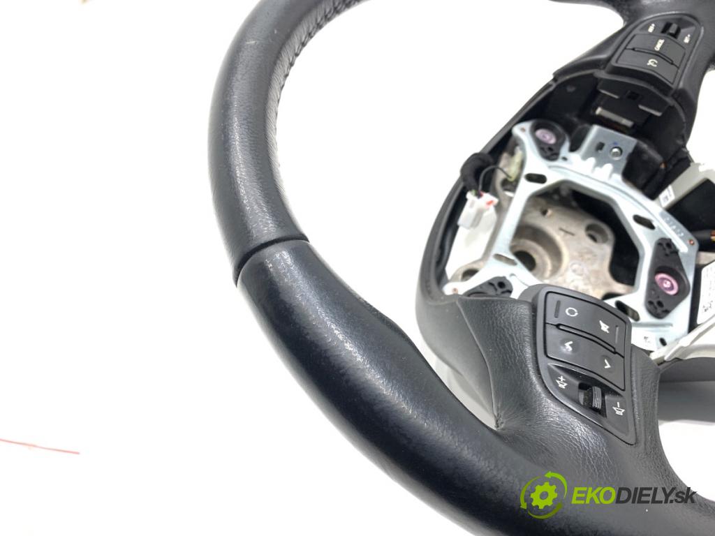 KIA SPORTAGE III SUV 2013 191 kW 2.0 AWD 1998 volant  (Volant)