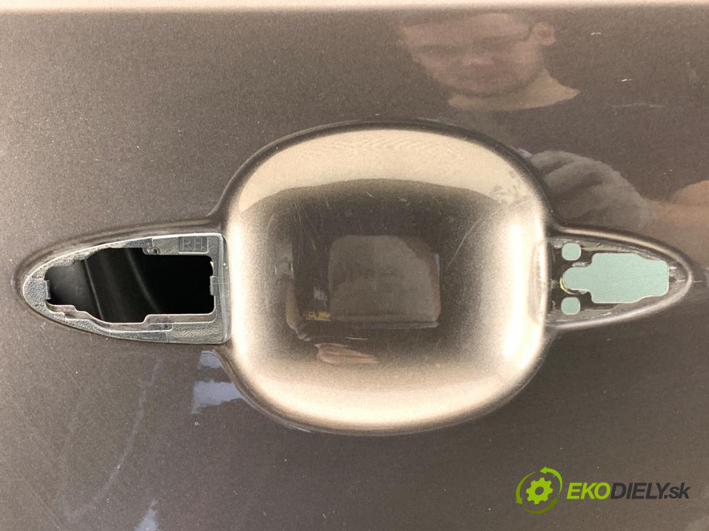 KIA SPORTAGE III SUV 2013 191 kW 2.0 AWD 1998 dveře pravý zadní část D5