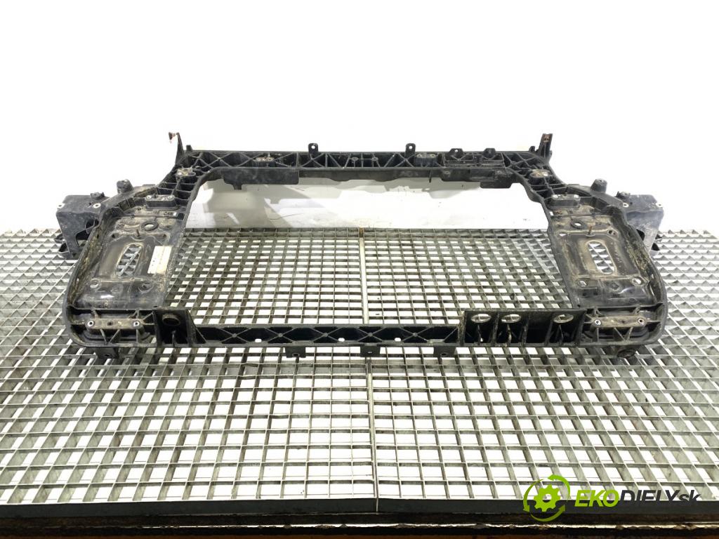 KIA SPORTAGE III SUV 2013 191 kW 2.0 AWD 1998 držák přední část  (Přední výztuha)