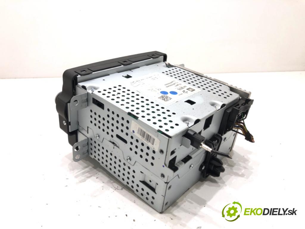 OPEL CORSA E liftback 2016 66 kW 1.4 (08, 68) 1398 RADIO 39012676 (Audio zariadenie)