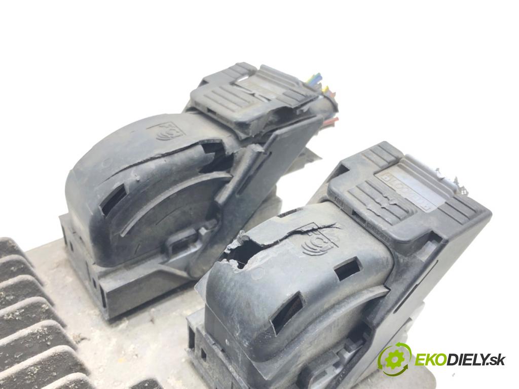 OPEL CORSA E liftback 2016 66 kW 1.4 (08, 68) 1398 riadiaca jednotka Motor 12657461 (Riadiaca jednotka)