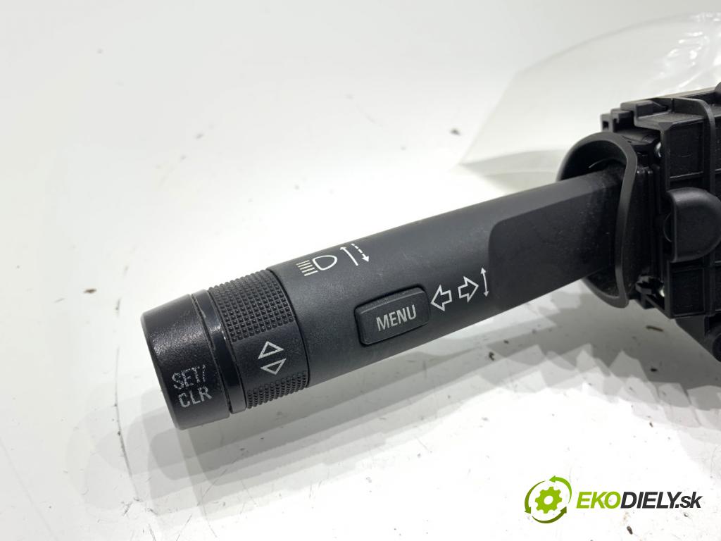 OPEL CORSA E liftback 2016 66 kW 1.4 (08, 68) 1398 Prepínač kombinovaný 20941129 (Prepínacie páčky pod volantom)