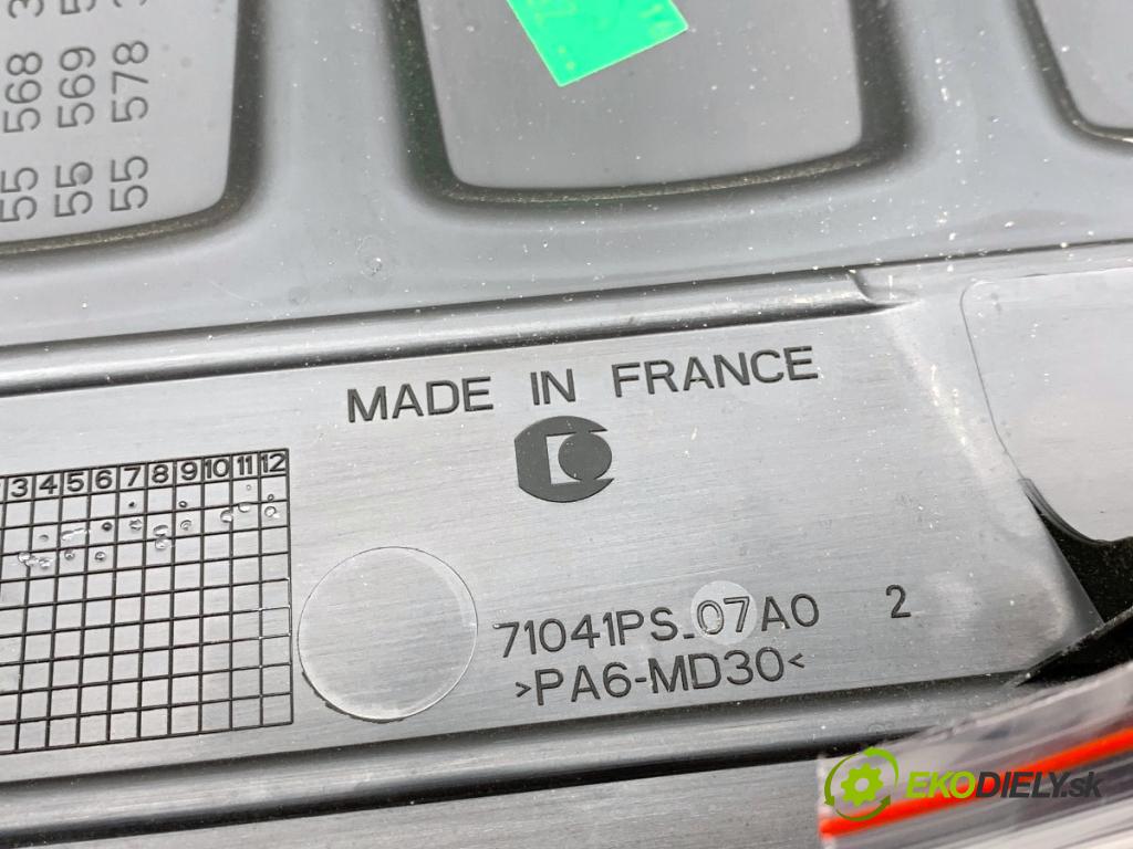 OPEL CORSA E liftback 2016 66 kW 1.4 (08, 68) 1398 Kryt Motor 55561431 (Kryt motora)