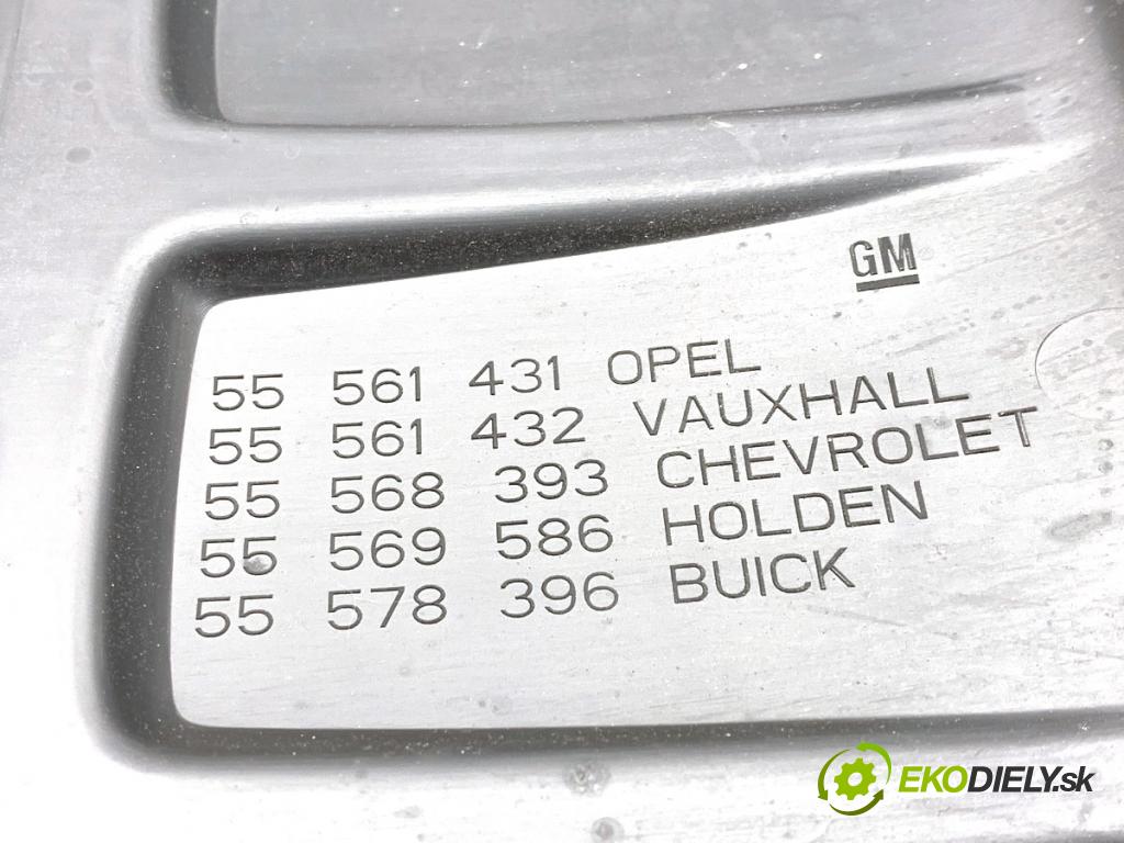 OPEL CORSA E liftback 2016 66 kW 1.4 (08, 68) 1398 Kryt Motor 55561431 (Kryt motora)