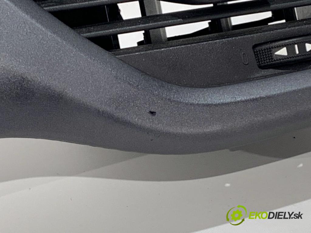 OPEL CORSA E liftback 2016 66 kW 1.4 (08, 68) 1398 lišty kryt 39050125 13391249 (Lišta)