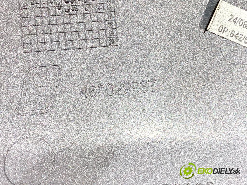 OPEL CORSA E liftback 2016 66 kW 1.4 (08, 68) 1398 lišty kryt 39050125 13391249 (Lišta)