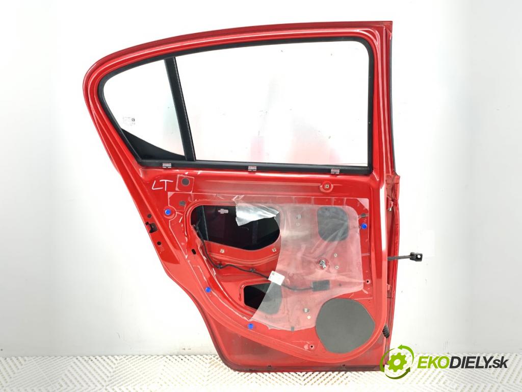 OPEL CORSA E liftback 2016 66 kW 1.4 (08, 68) 1398 dveře levý zadní část Z50S