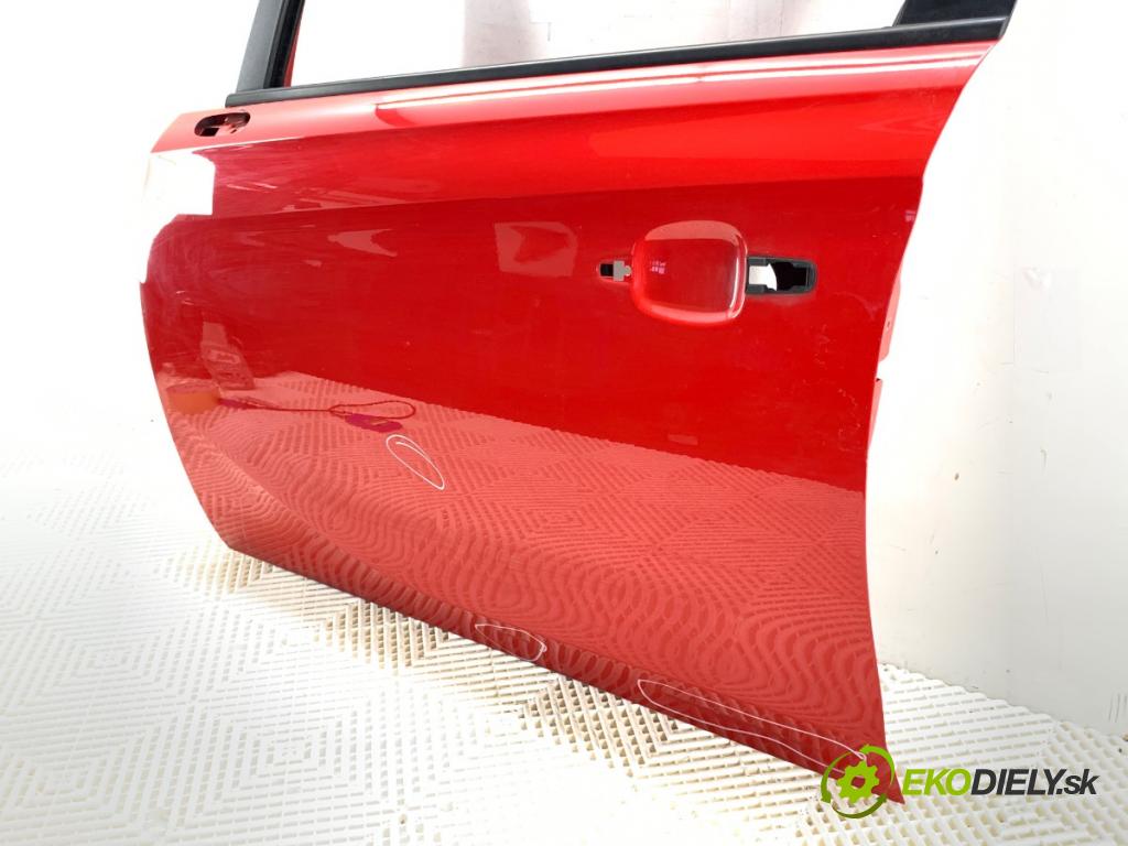 OPEL CORSA E liftback 2016 66 kW 1.4 (08, 68) 1398 Dvere ľavy predný Z50S