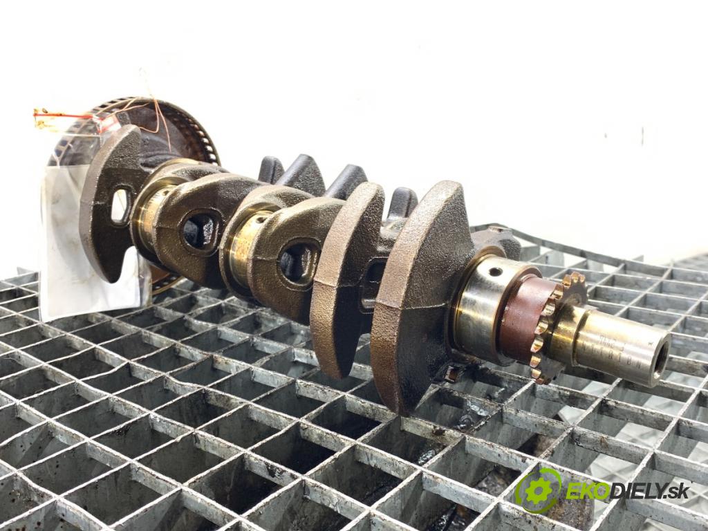 OPEL CORSA E liftback 2016 66 kW 1.4 (08, 68) 1398 Kardaň, hriadeľ KLIKA: 55565543 (Blok motora ostatné)