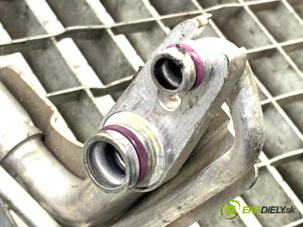 VW PASSAT B8 Kombi 2016 140 kW 2.0 TDI 1968 rúrka klimatizácie  (Rúrka klimatizácie)