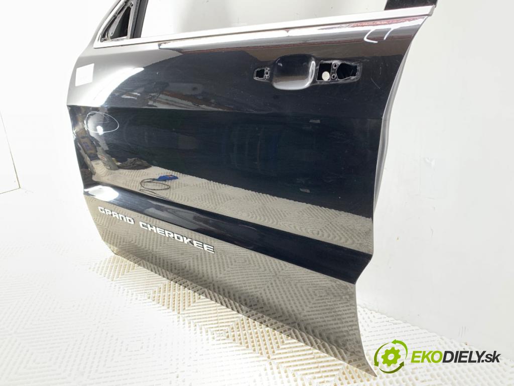 JEEP GRAND CHEROKEE WK SUV 2015 184 kW 3.0 CRD V6 4x4 2987 dveře levý přední část