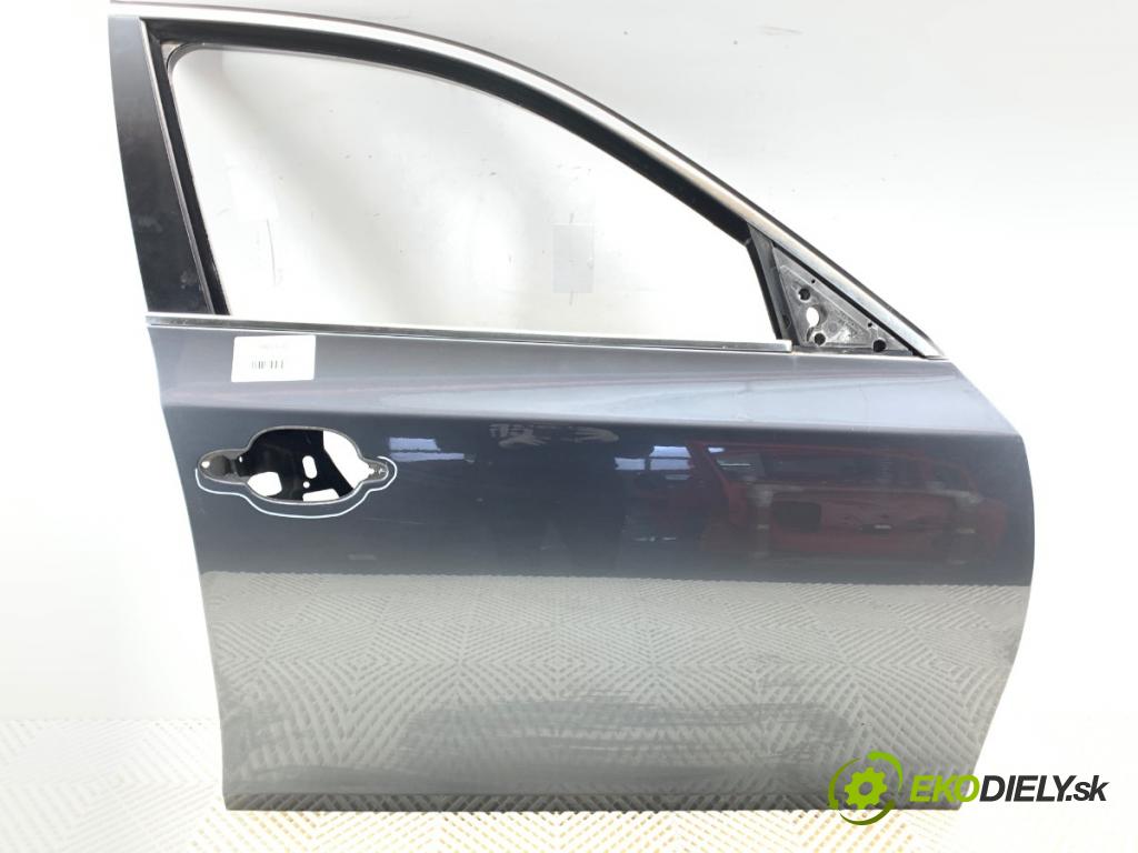 BMW E61 Kombi 2007 120 kW 520 d 1995 dveře pravý přední část A68