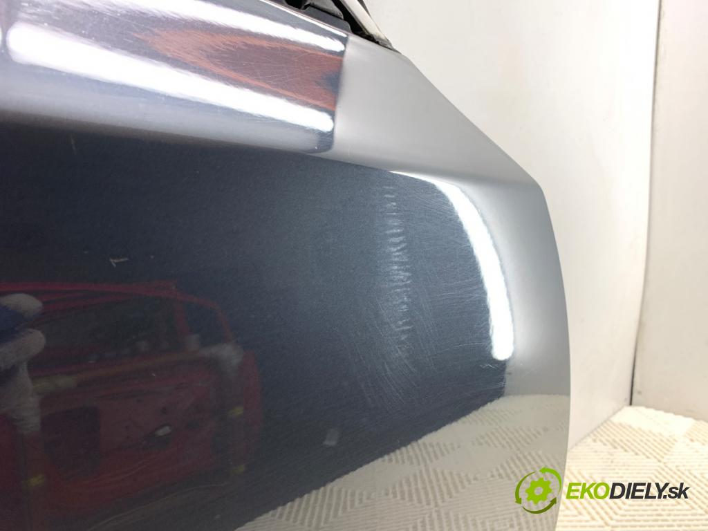 BMW E61 Kombi 2007 120 kW 520 d 1995 dveře pravý přední část A68