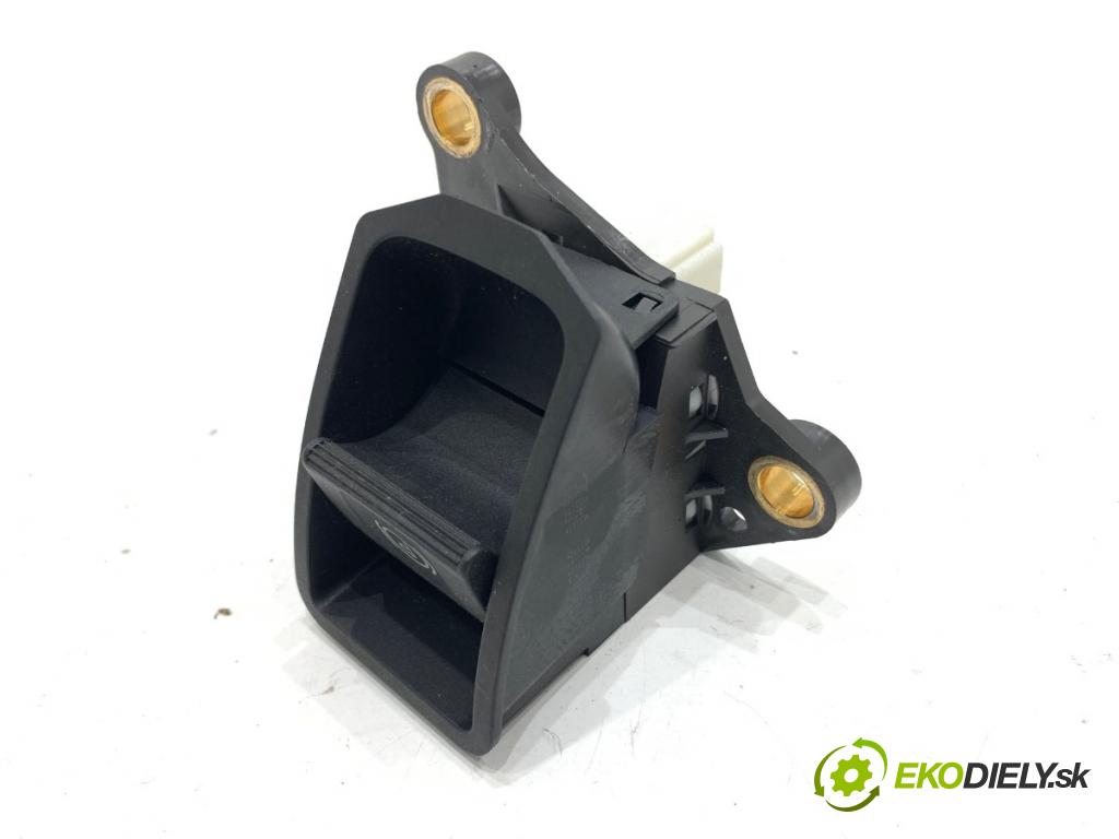 TOYOTA AVENSIS T27 sedan 2012 108 kW 1.8 (ZRT271_) 1798 Spínač brzdy ručnej brzdy 84390-05010 (Prepínacie páčky pod volantom)