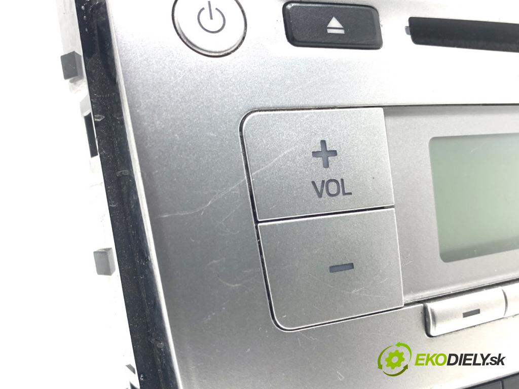 TOYOTA AVENSIS T27 sedan 2012 108 kW 1.8 (ZRT271_) 1798 RADIO 86120-05210 (Audio zariadenie)