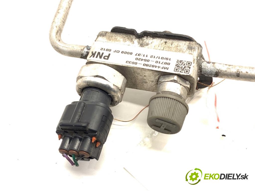 TOYOTA AVENSIS T27 sedan 2012 108 kW 1.8 (ZRT271_) 1798 rúrka klimatizace 88710-05420 (Trubka klimatizace)