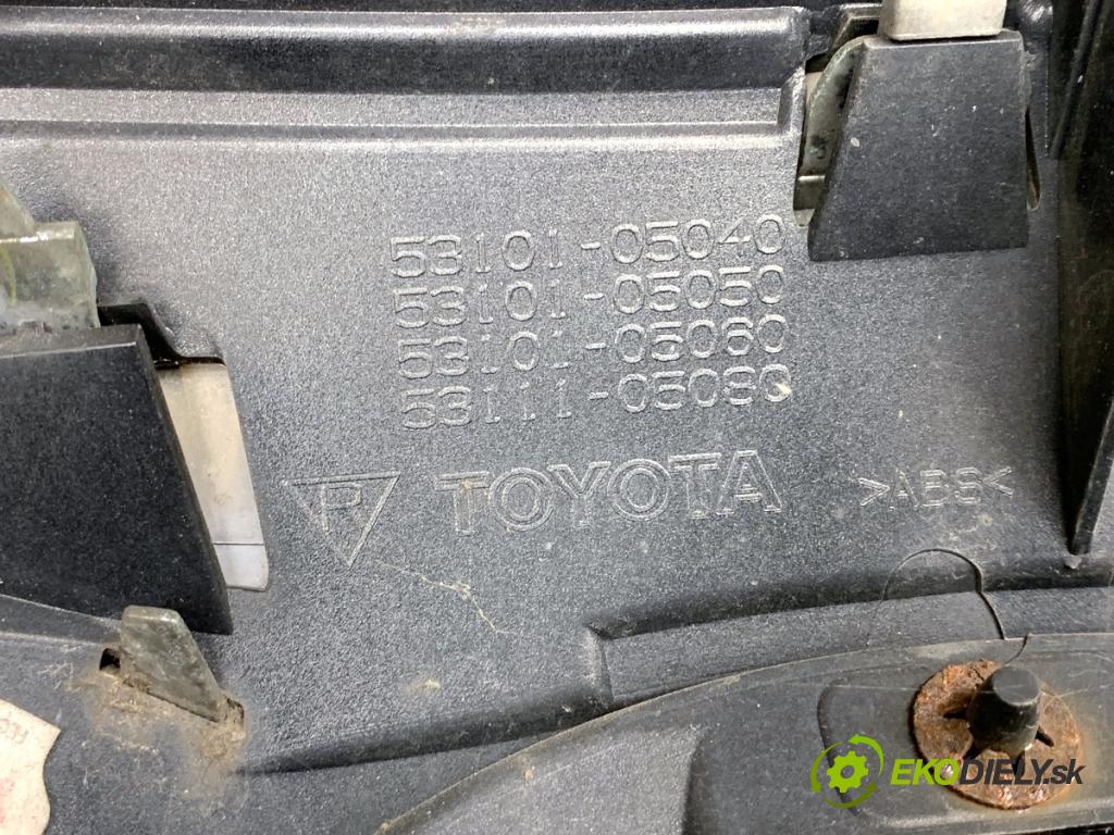 TOYOTA AVENSIS T27 sedan 2012 108 kW 1.8 (ZRT271_) 1798 mřížka maska 53101-05040 (Přední mřížka (maska chladiče))