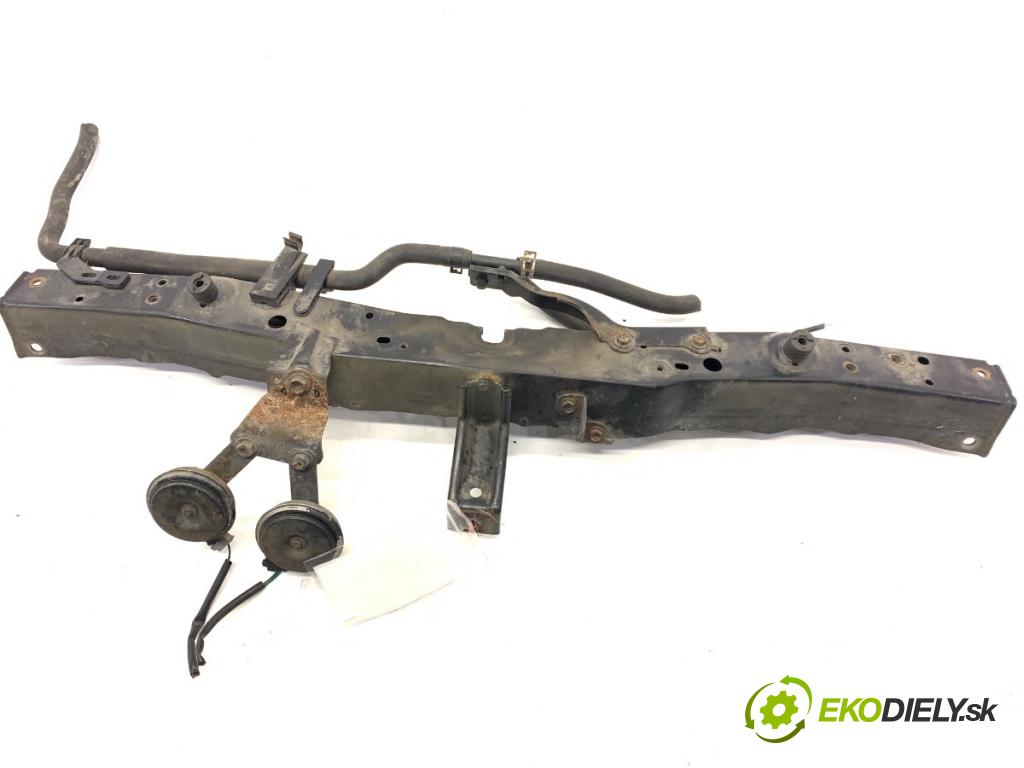 TOYOTA AVENSIS T27 sedan 2012 108 kW 1.8 (ZRT271_) 1798 výztuha horní  (Výztuha)