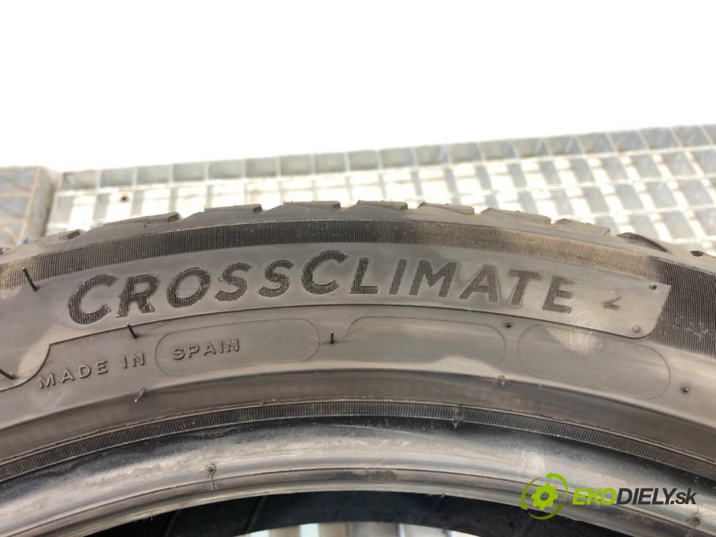 --- --- PNEUMATIKY: zima 2X 195/55 20" MICHELIN