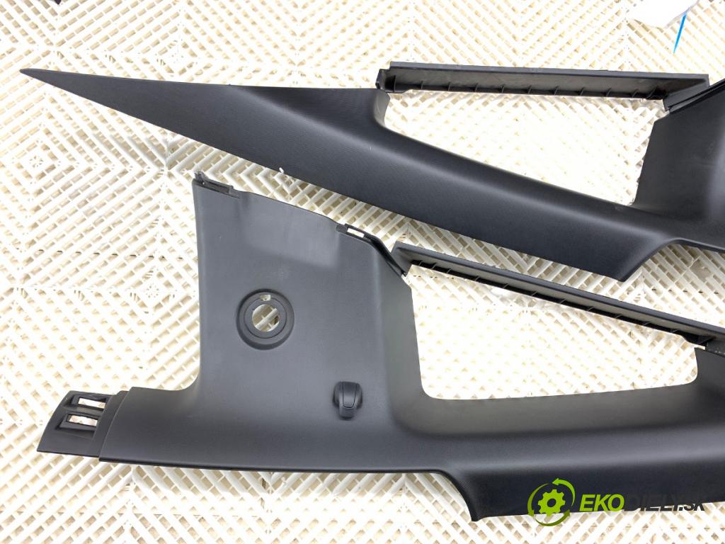 FORD USA MUSTANG V coupe 2014 227 kW 3.7 3726 Stropný tapacír DR3363519C08 (Stropný tapacír)