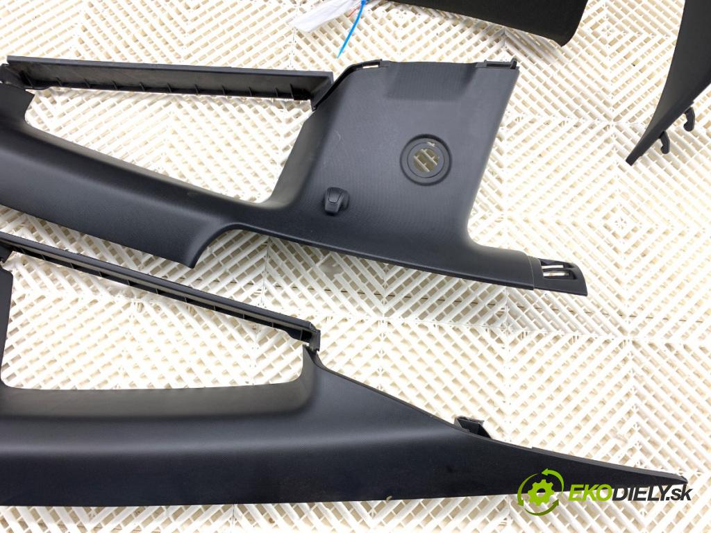 FORD USA MUSTANG V coupe 2014 227 kW 3.7 3726 Stropný tapacír DR3363519C08 (Stropný tapacír)