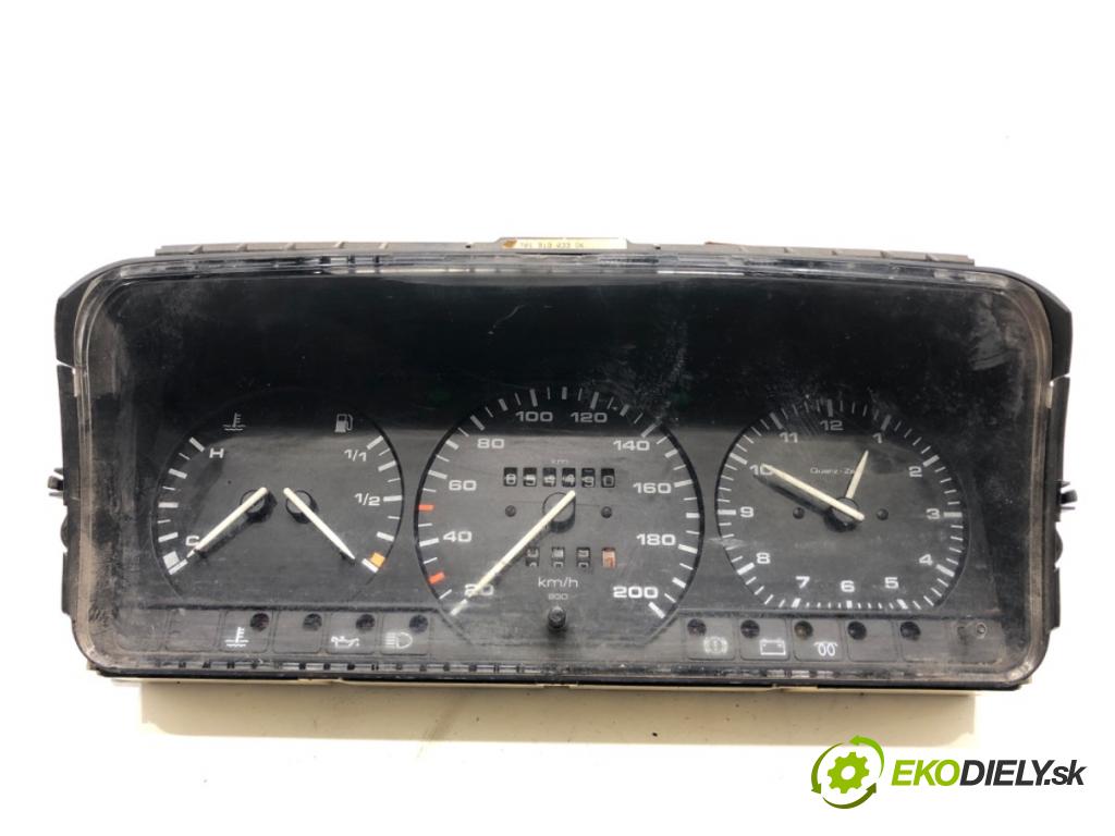 VW TRANSPORTER T4 Autobus 1994 57 kW 2.4 D 2370 Prístrojovka 701919033DK (Prístrojová doska)