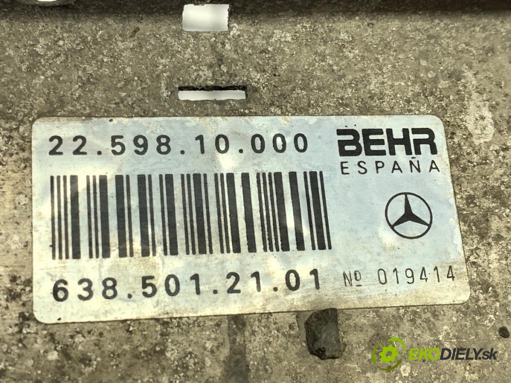 MERCEDES-BENZ W639 Skrzynia 1999 72 kW 110 D 2.3 (638.074, 638.078) 2299 Chladič vody 6385012101 (Chladič vody)