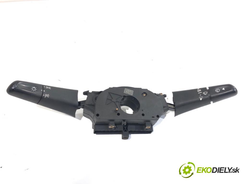 MERCEDES-BENZ W639 Skrzynia 1999 72 kW 110 D 2.3 (638.074, 638.078) 2299 Prepínač kombinovaný 0015404945 (Prepínacie páčky pod volantom)