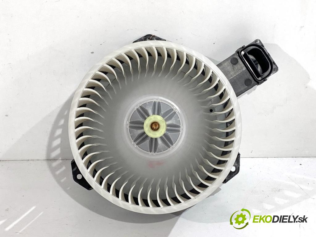 HONDA CIVIC IX liftback 2016 73 kW 1.4 i-VTEC (FK1) 1339 ventilátor kúrenia 