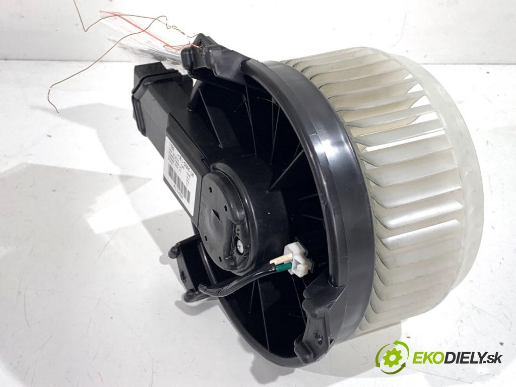HONDA CIVIC IX liftback 2016 73 kW 1.4 i-VTEC (FK1) 1339 ventilátor kúrenia