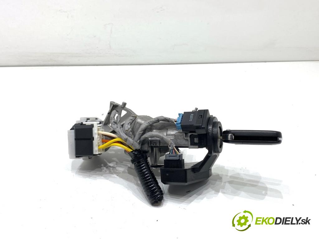 HONDA CIVIC IX liftback 2016 73 kW 1.4 i-VTEC (FK1) 1339 spinačka 39730-T0A-G5 (Spínacia skrinka)