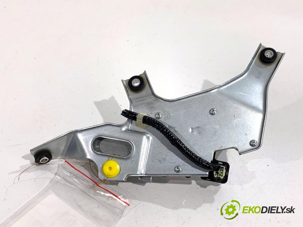 HONDA CIVIC IX liftback 2016 73 kW 1.4 i-VTEC (FK1) 1339 Motor stieračov zad