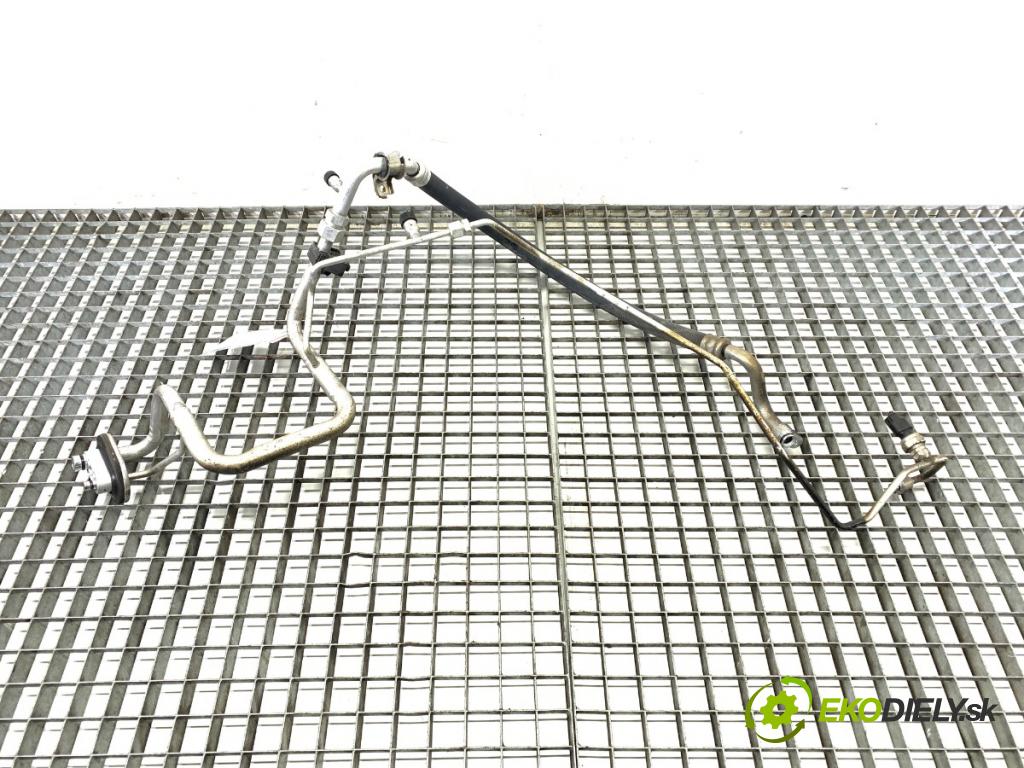 HONDA CIVIC IX liftback 2016 73 kW 1.4 i-VTEC (FK1) 1339 rúrka klimatizace  (Trubka klimatizace)