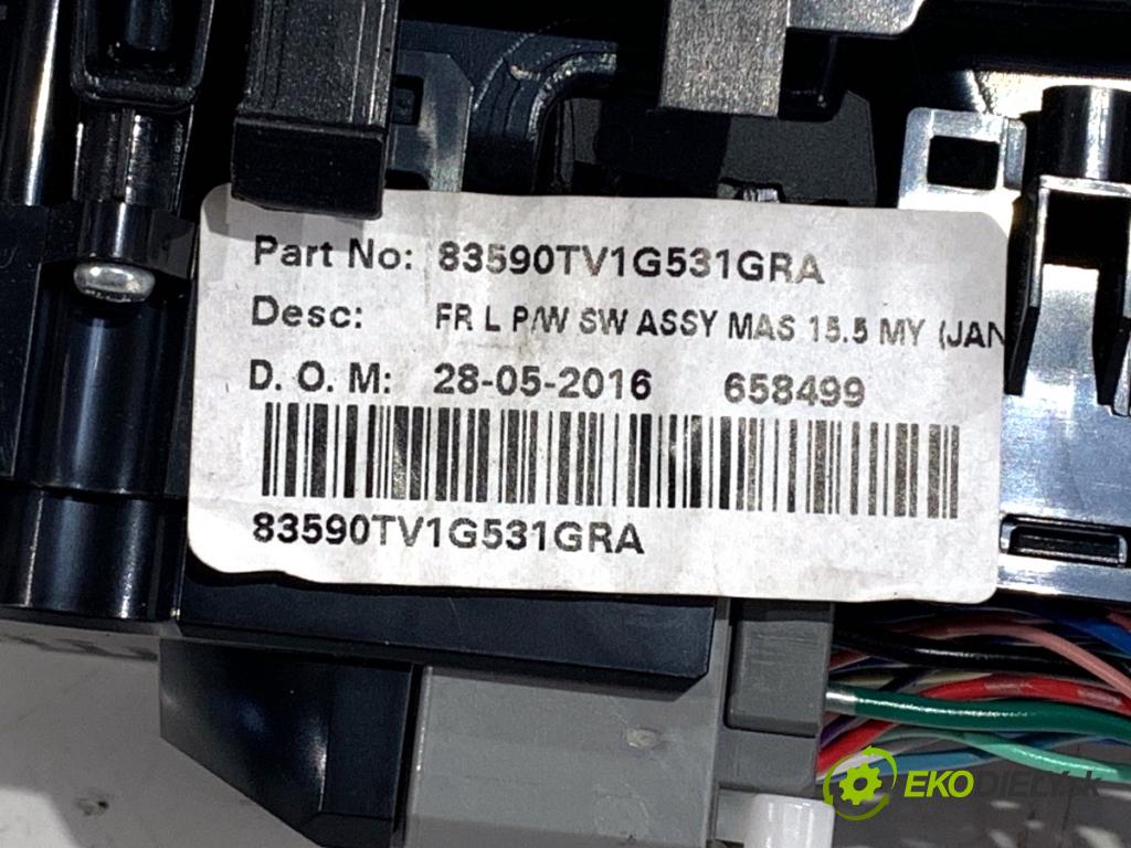 HONDA CIVIC IX liftback 2016 73 kW 1.4 i-VTEC (FK1) 1339 Prepínač okien 83590TV1G531GRA (Prepínacie páčky pod volantom)