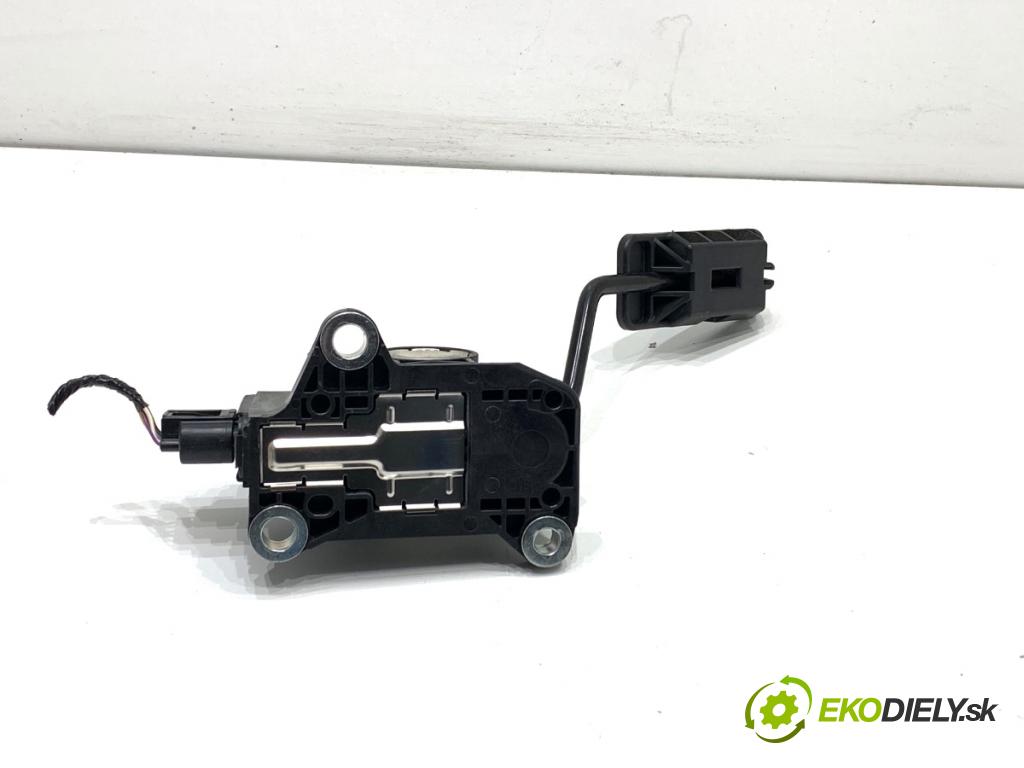 HONDA CIVIC IX liftback 2016 73 kW 1.4 i-VTEC (FK1) 1339 Potenciometer plynu TV0-G0 (Potenciometer plynového pedálu)